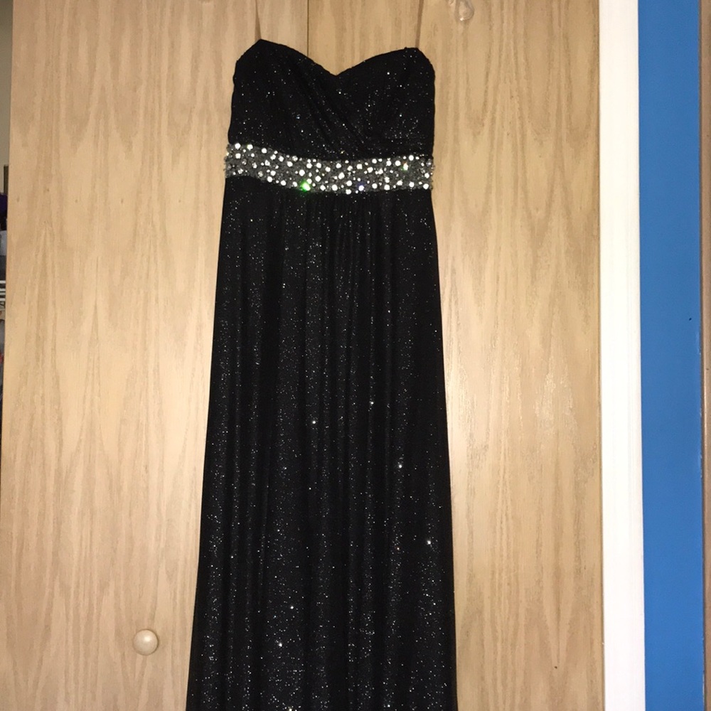 Black strapless dress